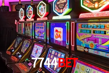 A Experiência Imersiva dos Cassinos Ao Vivo no 7744BET